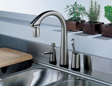 Choose the right kitchen sink and faucet for your kitchen